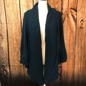 Gorgeous turquoise Karen Scott cardigan